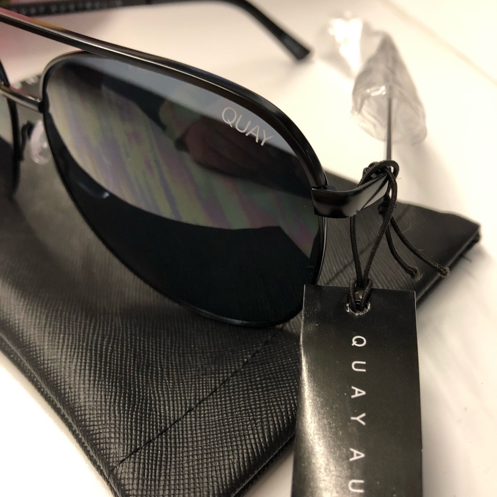 QUAY Australia Vivienne sunglasses. BRAND NEW!